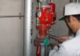 スプリンクラー設備点検の現場